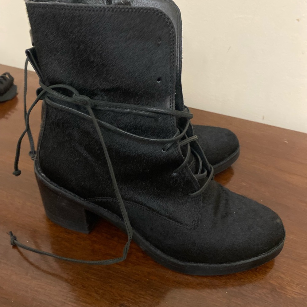 Black Ugg booties